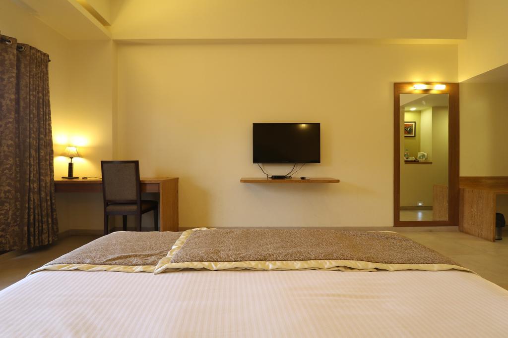 Vits Kamats Resort, 3* Silvassa
